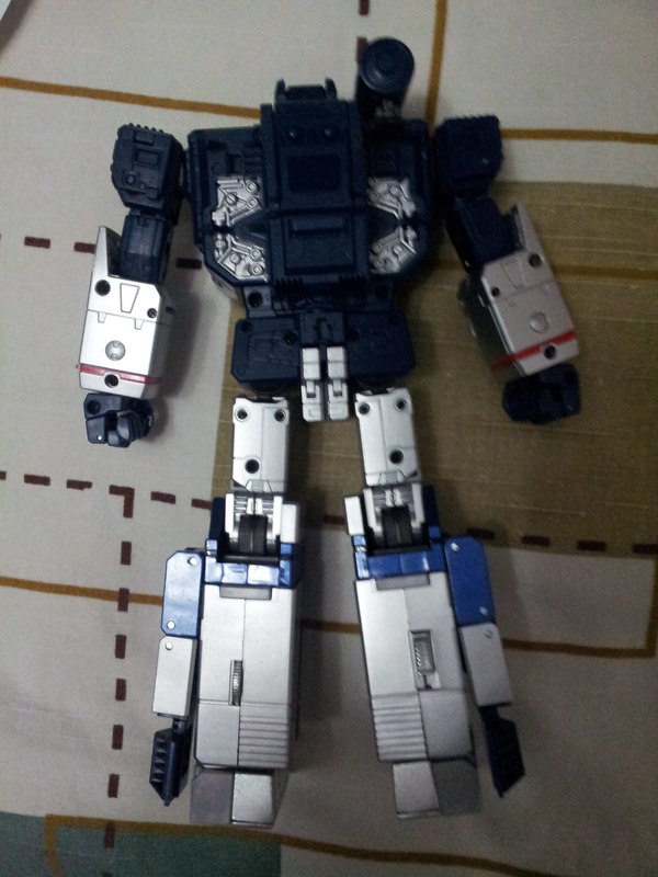 MP 13 Soundwave Out Of Box Images Of Takara Tomy Transformers Masterpiece Figure  (6 of 27)